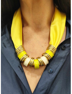 COLLAR PAÑUELO ANILLAS AMARILLO 2