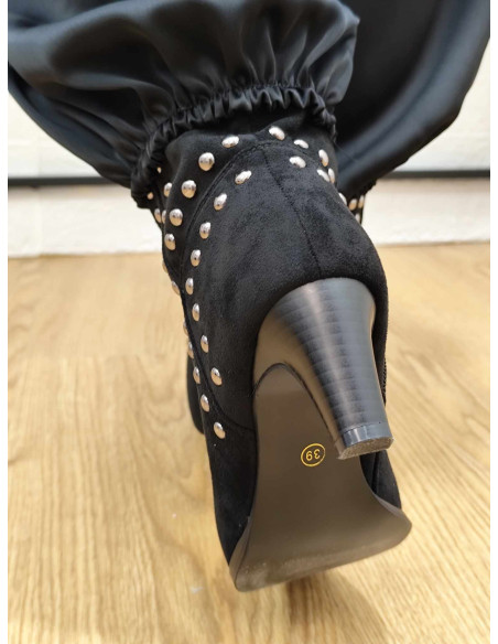 BOTINES TACHAS (DEL 36 AL 41)