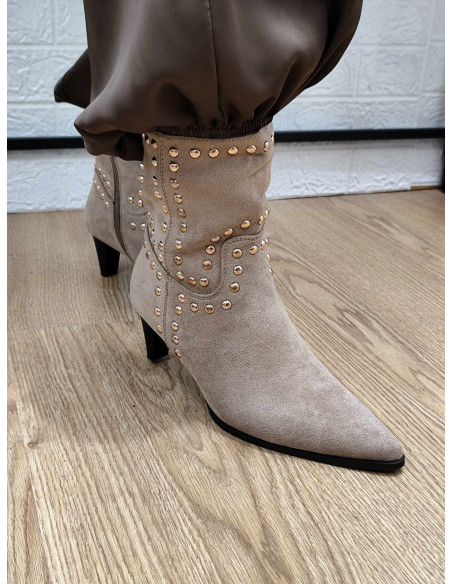 BOTINES TACHAS (DEL 36 AL 41)