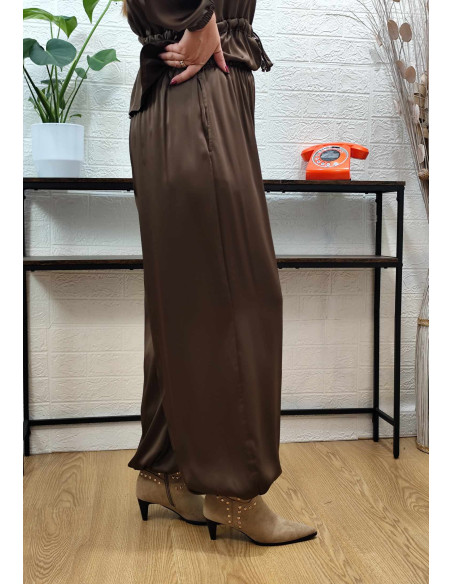 PANTALÓN LEIRE (TALLAS DE LA 36 A LA 46) PANTALÓN LEIRE (TALLAS DE LA 36 A LA 46)