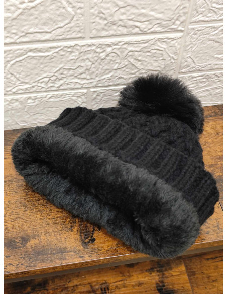GORRO POMPÓN